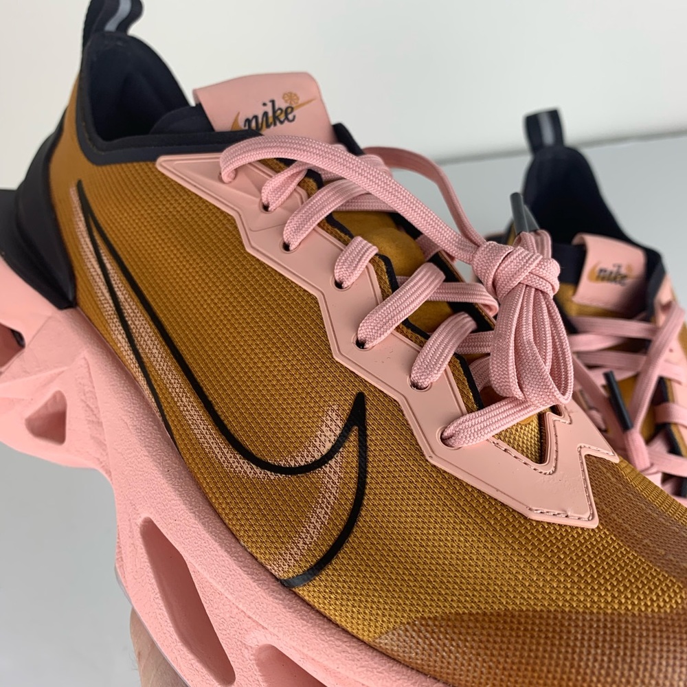 Nike Women’s ZoomX Vista grind gold stardust - Picture 10 of 12